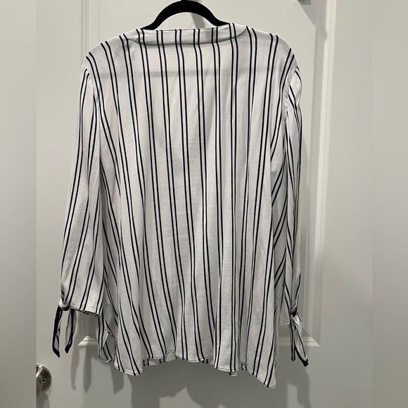 Michael Kors Navy & White Striped Tunic, Size XL - Picture 4 of 9